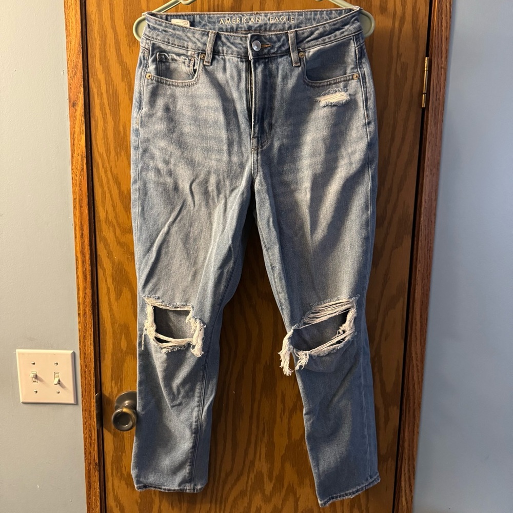 American Eagle Mom Jeans